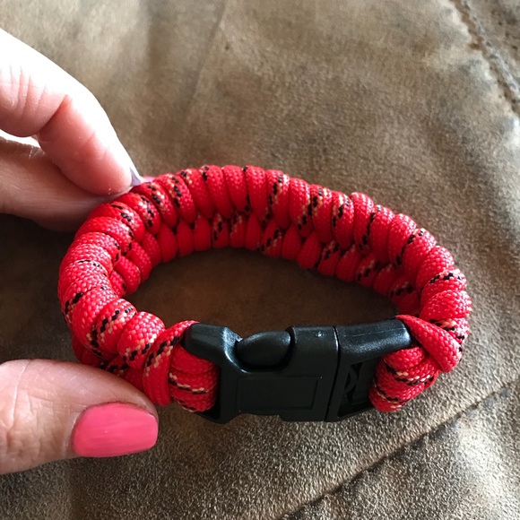 Cardinal bracelet - Picture 4 of 6